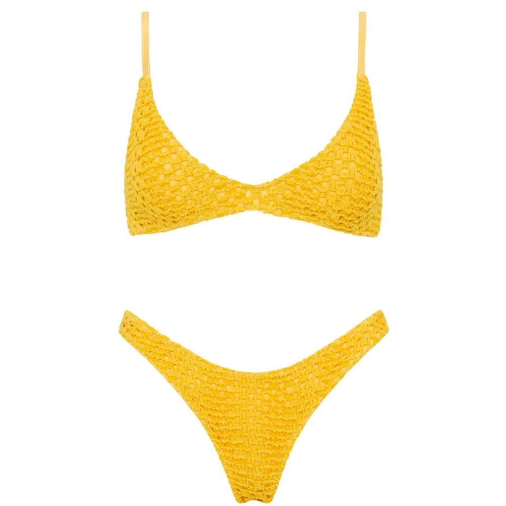 Yellow crochet Triangl bikini💛